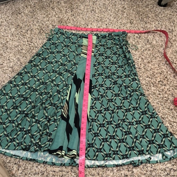ISSA London Skirt Size US 6 Teal Blue Green Printed Silk A-Line - Picture 8 of 8